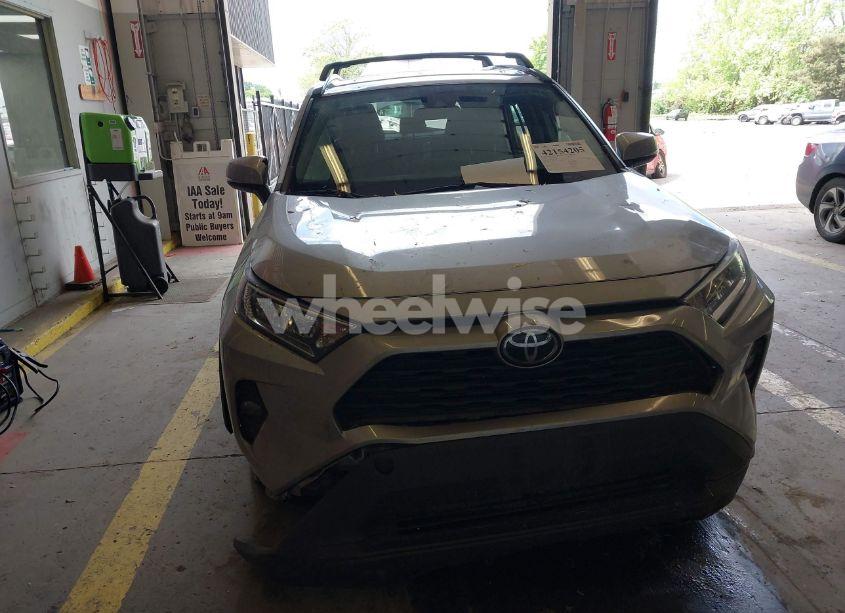Photo 12 of 2019 Toyota Rav4 XLE (VIN 2T3P1RFV9KW028137)