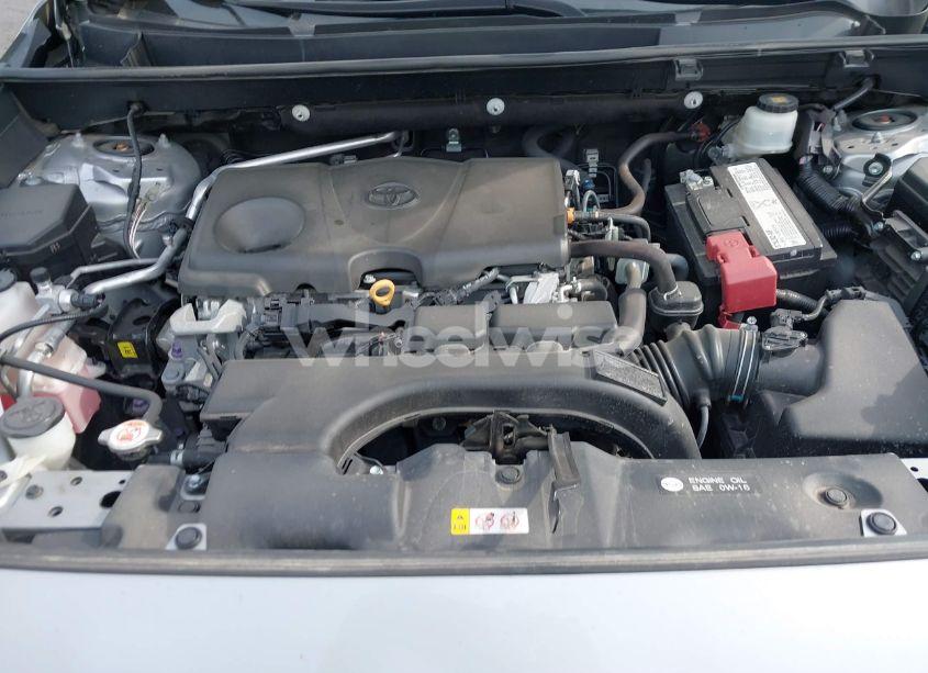 Photo 10 of 2019 Toyota Rav4 XLE (VIN 2T3P1RFV9KW076821)