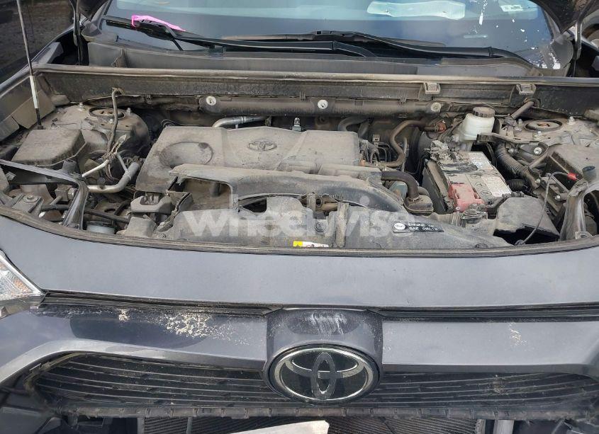 Photo 10 of 2020 Toyota Rav4 XLE (VIN 2T3P1RFV9LC106337)