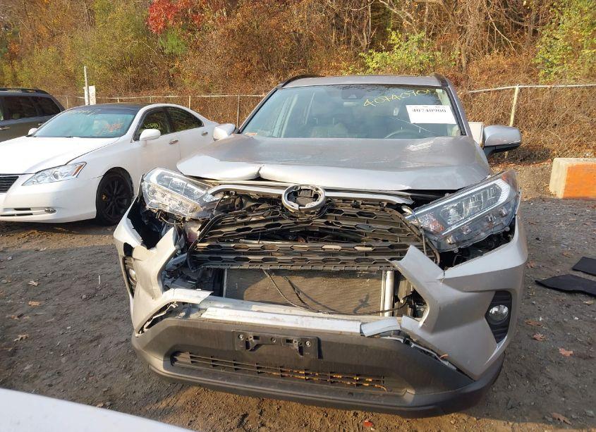 Photo 13 of 2020 Toyota Rav4 XLE (VIN 2T3P1RFV9LW084662)