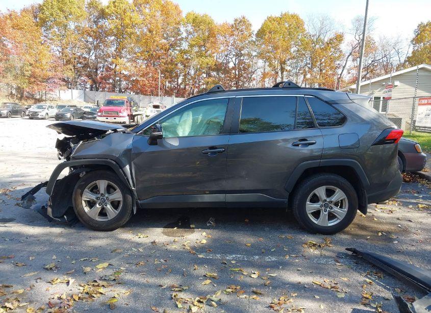 Photo 15 of 2020 Toyota Rav4 XLE (VIN 2T3P1RFV9LW128997)