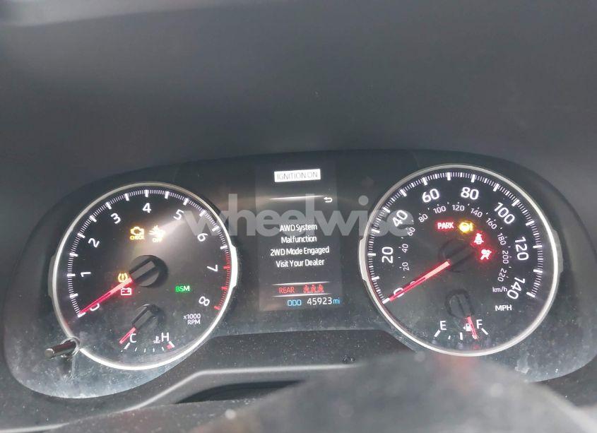 Photo 7 of 2021 Toyota Rav4 XLE (VIN 2T3P1RFV9MC172159)