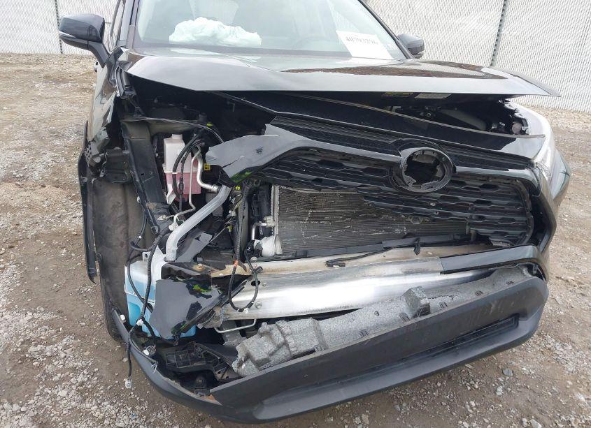 Photo 6 of 2021 Toyota Rav4 XLE (VIN 2T3P1RFV9MC242470)