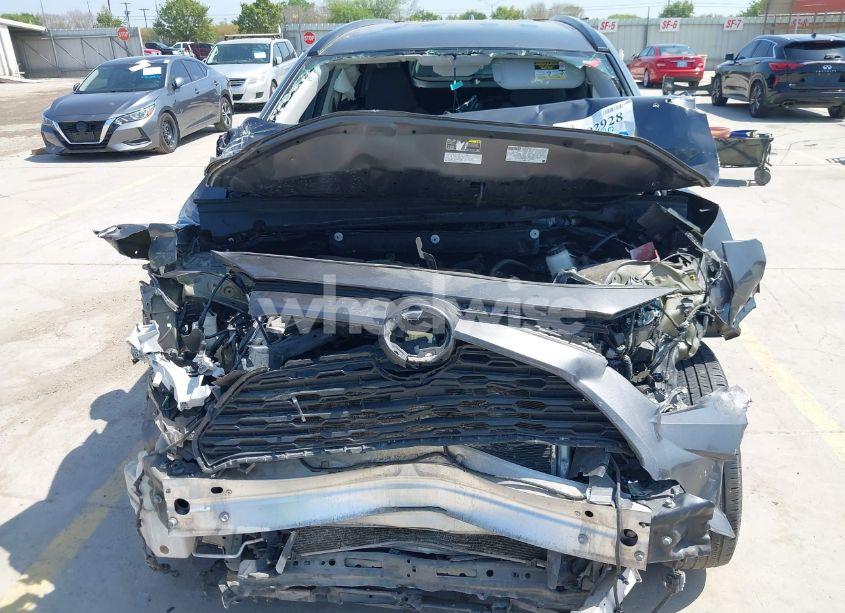 Photo 6 of 2021 Toyota Rav4 XLE (VIN 2T3P1RFV9MW161869)