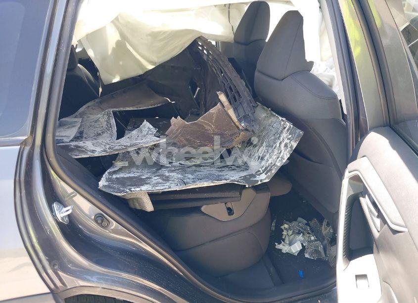 Photo 8 of 2021 Toyota Rav4 XLE (VIN 2T3P1RFV9MW161869)