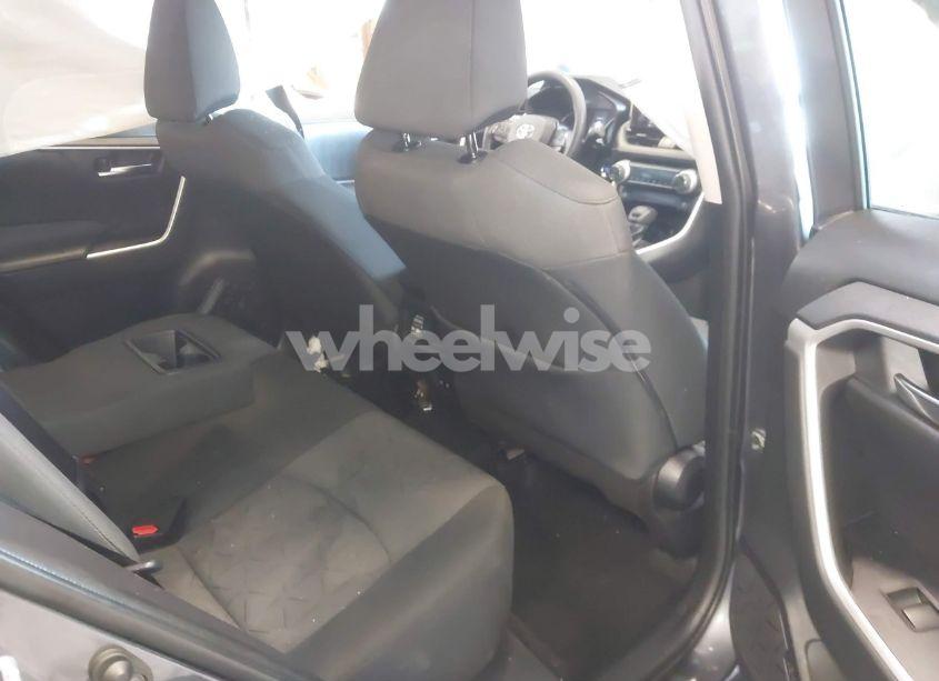 Photo 8 of 2021 Toyota Rav4 XLE (VIN 2T3P1RFV9MW179319)