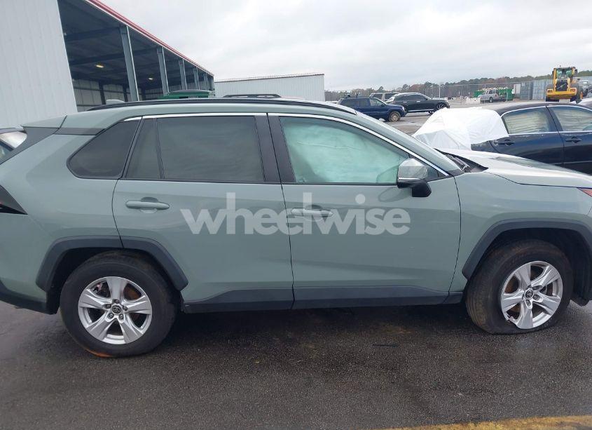 Photo 13 of 2021 Toyota Rav4 XLE (VIN 2T3P1RFV9MW203411)