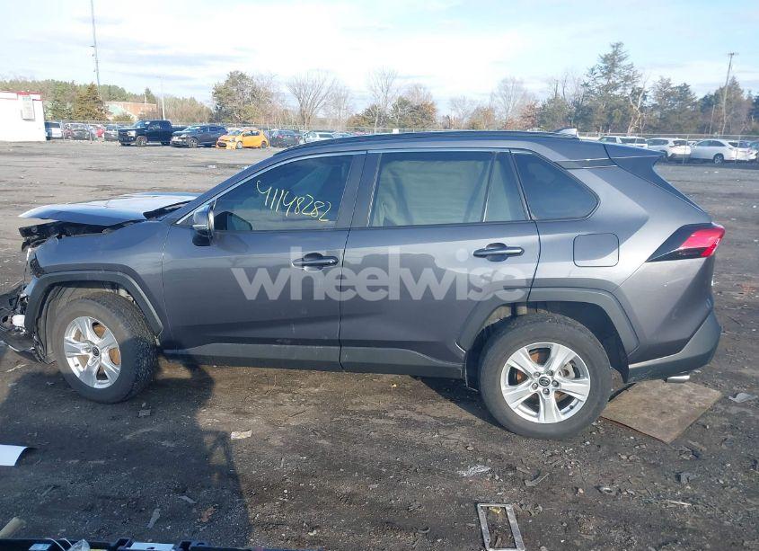 Photo 14 of 2021 Toyota Rav4 XLE (VIN 2T3P1RFV9MW207782)