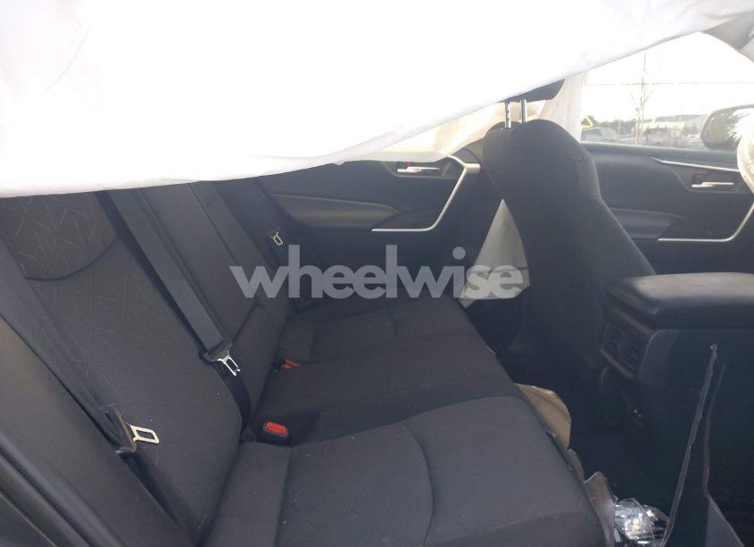 Photo 8 of 2021 Toyota Rav4 XLE (VIN 2T3P1RFV9MW207782)