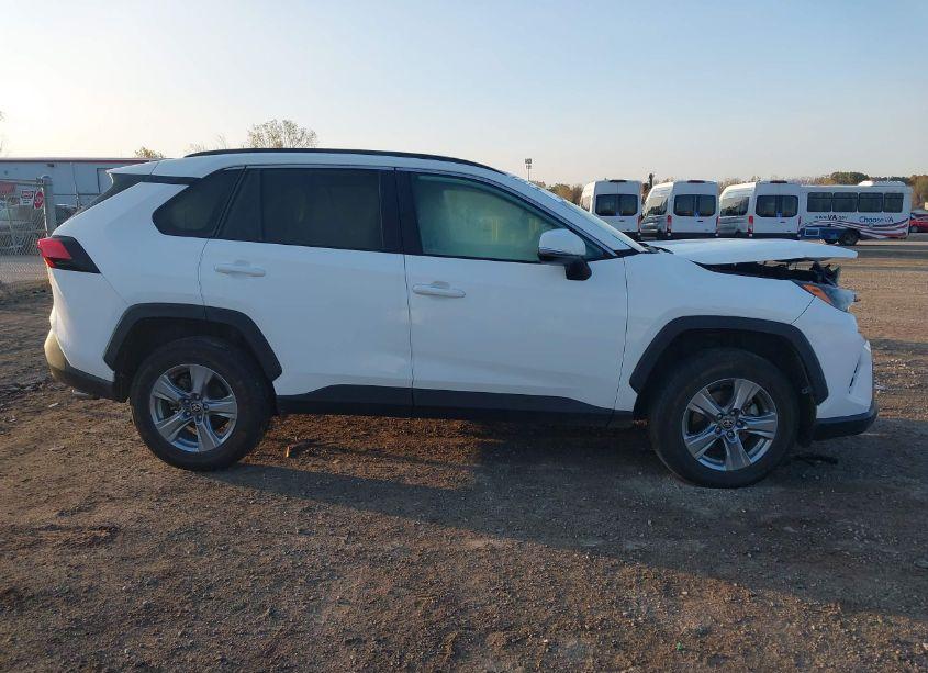 Photo 13 of 2022 Toyota Rav4 XLE (VIN 2T3P1RFV9NC269623)