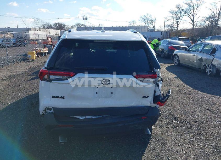 Photo 16 of 2022 Toyota Rav4 XLE (VIN 2T3P1RFV9NW257552)