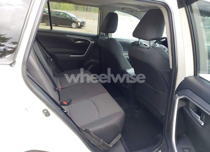 Photo 8 of 2024 Toyota Rav4 XLE (VIN 2T3P1RFV9RC396250)