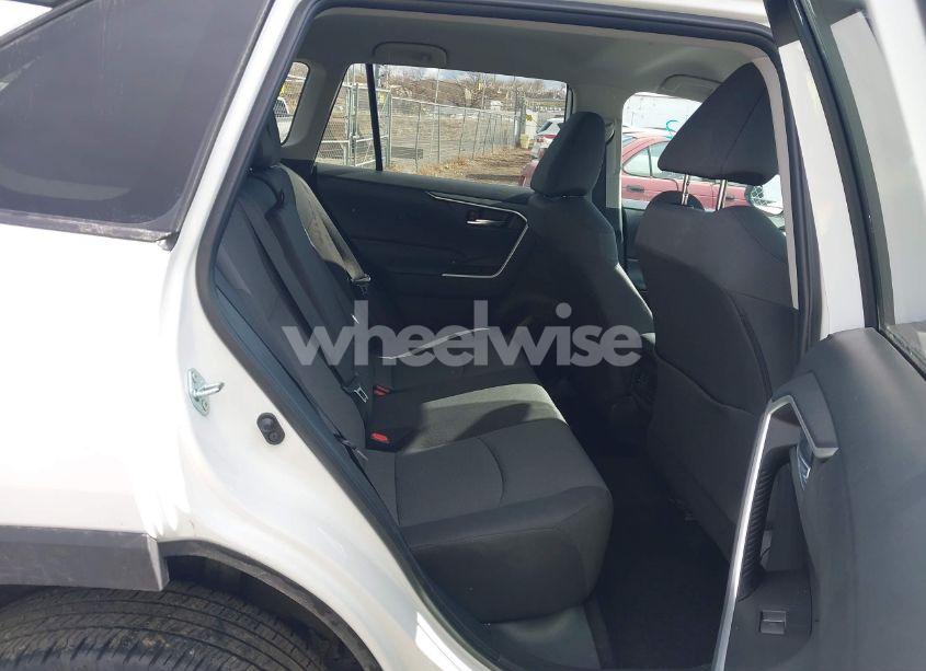 Photo 8 of 2024 Toyota Rav4 XLE (VIN 2T3P1RFV9RC447150)