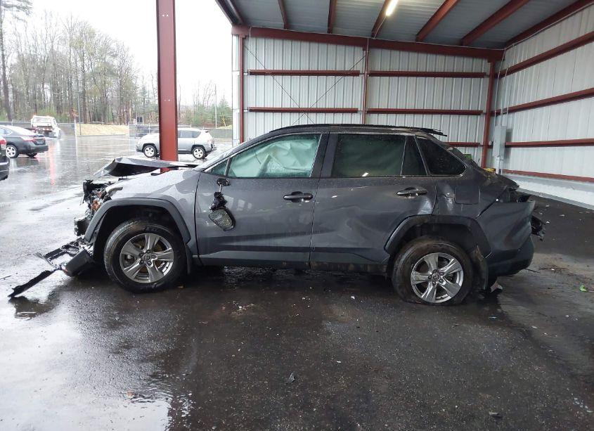 Photo 15 of 2024 Toyota Rav4 XLE (VIN 2T3P1RFV9RW420710)