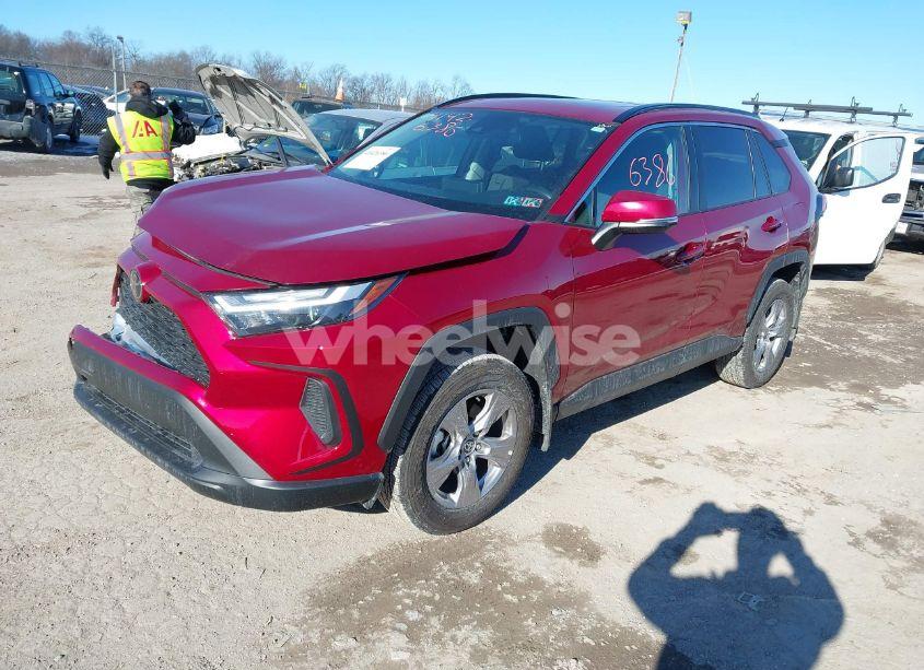 Photo 2 of 2024 Toyota Rav4 XLE (VIN 2T3P1RFV9RW446367)
