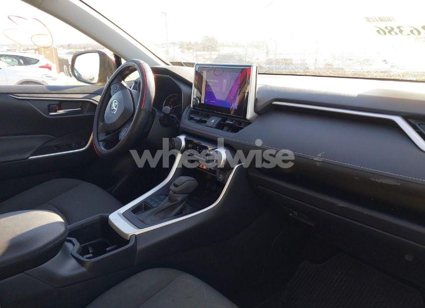 Photo 5 of 2024 Toyota Rav4 XLE (VIN 2T3P1RFV9RW446367)