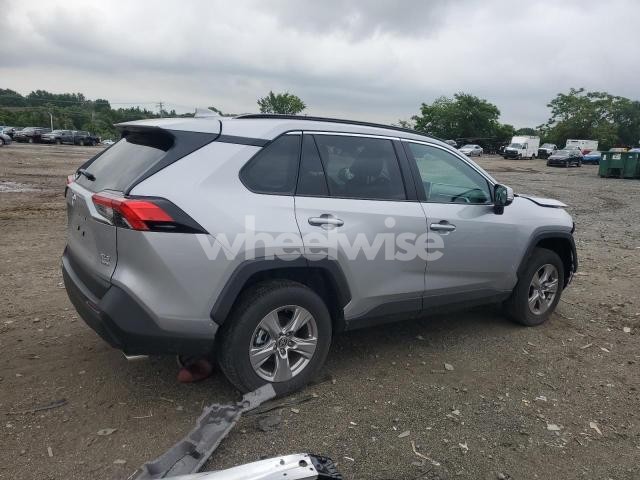 2025 TOYOTA RAV4 XLE (VIN 2T3P1RFV9SC514402) main photo