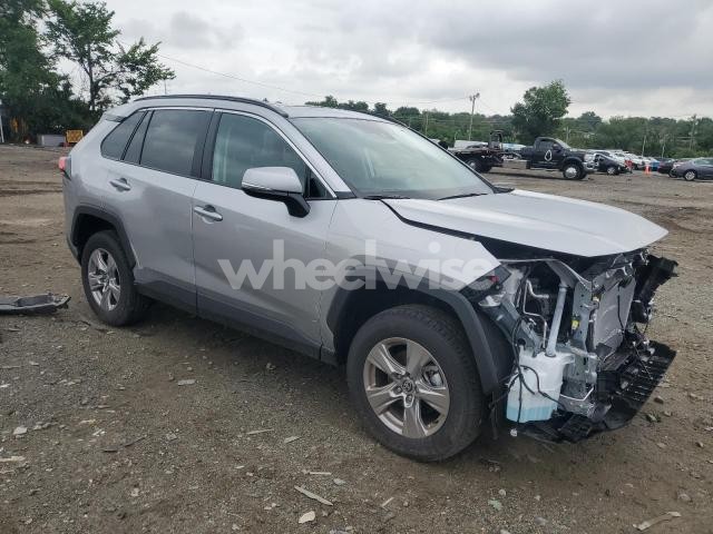 Photo 13 of 2025 TOYOTA RAV4 XLE (VIN 2T3P1RFV9SC514402)
