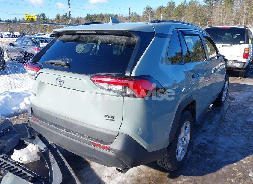 Photo 4 of 2019 Toyota Rav4 XLE (VIN 2T3P1RFVXKW052589)