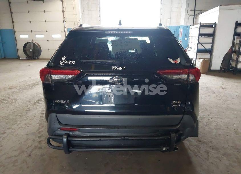 Photo 16 of 2020 Toyota Rav4 XLE (VIN 2T3P1RFVXLC069847)