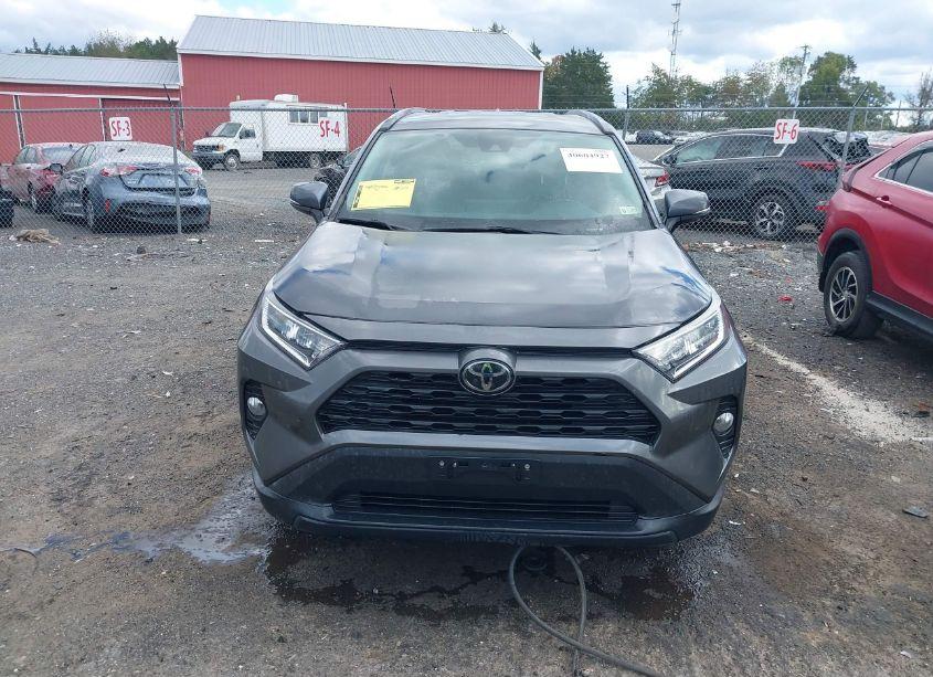 Photo 13 of 2020 Toyota Rav4 XLE (VIN 2T3P1RFVXLW119449)