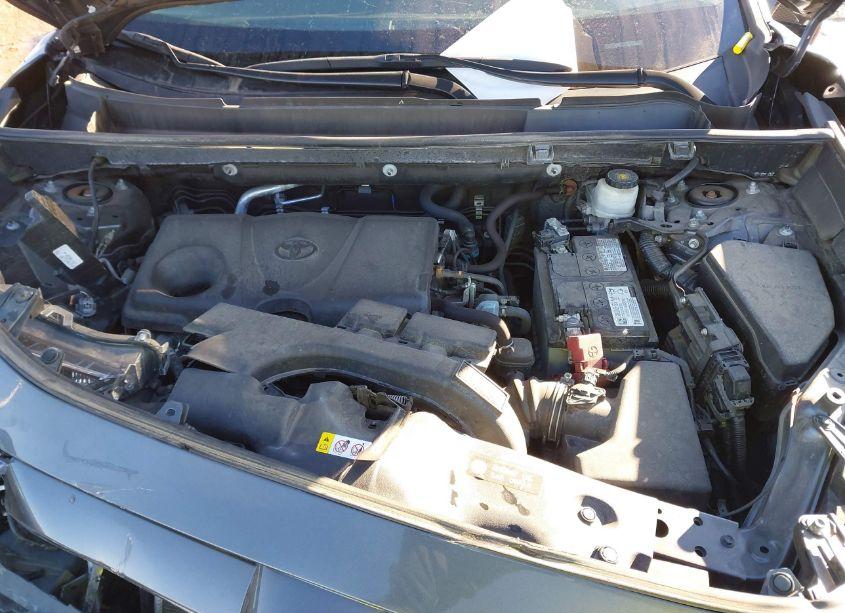 Photo 10 of 2021 Toyota Rav4 XLE (VIN 2T3P1RFVXMC147254)