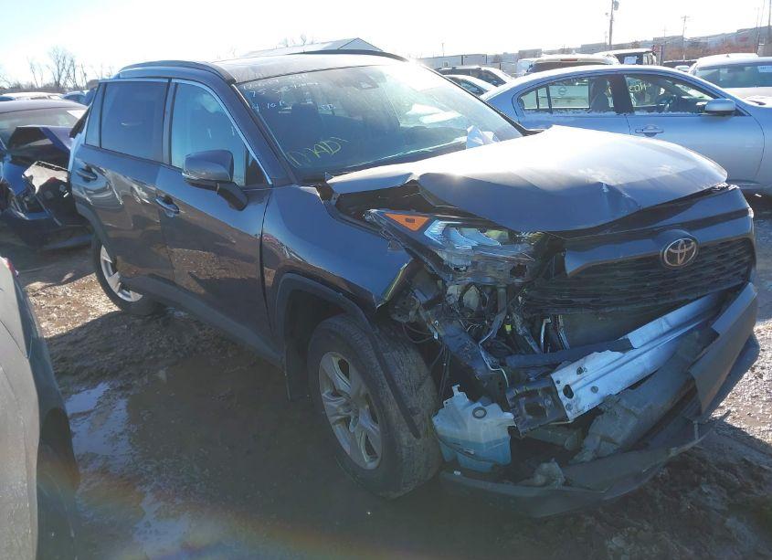 Photo 6 of 2021 Toyota Rav4 XLE (VIN 2T3P1RFVXMC147254)