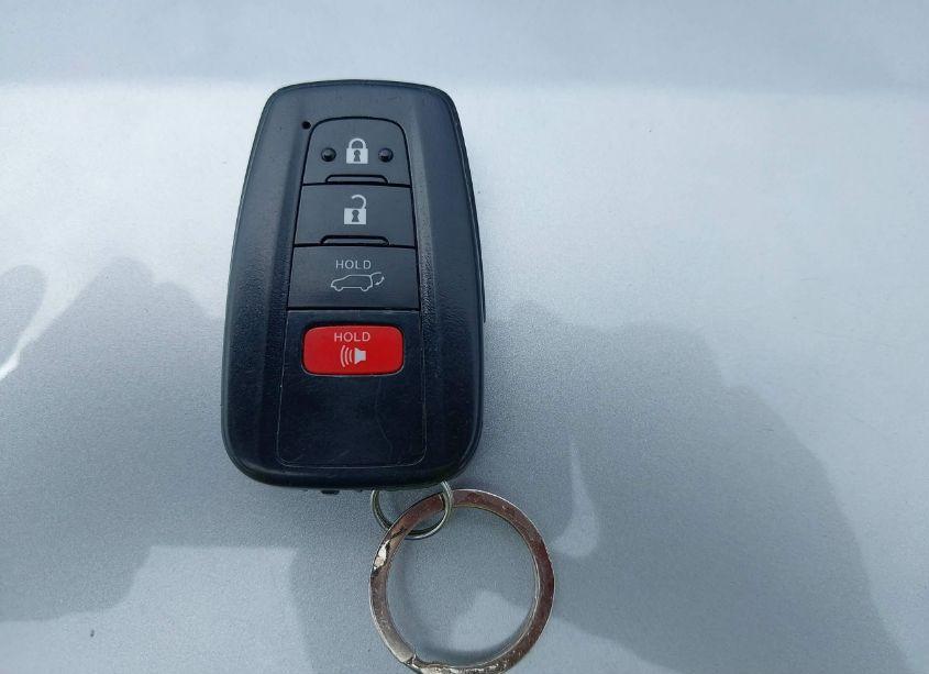 Photo 11 of 2021 Toyota Rav4 XLE (VIN 2T3P1RFVXMC202334)