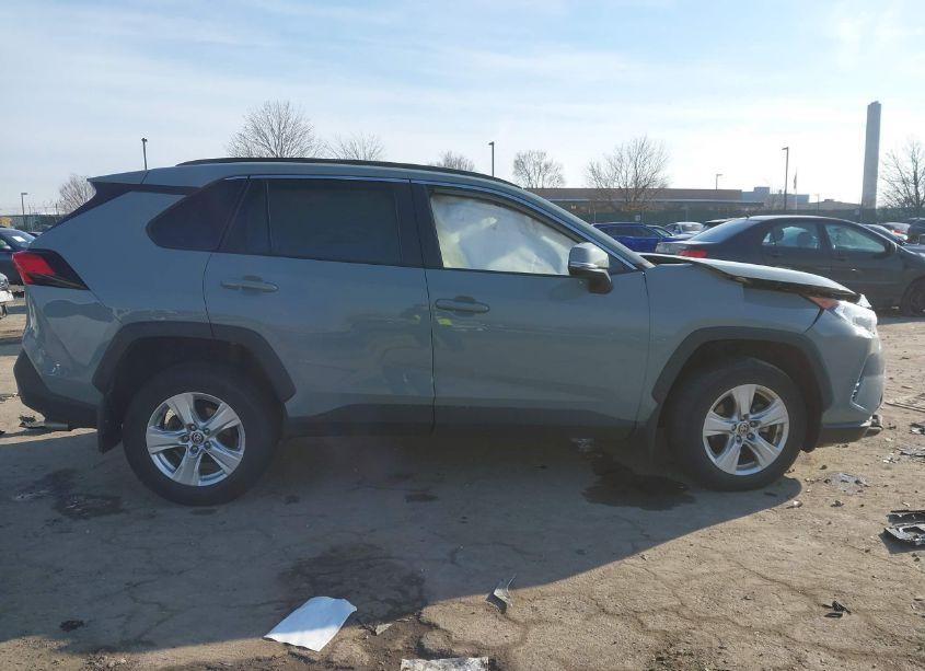 Photo 12 of 2021 Toyota Rav4 XLE (VIN 2T3P1RFVXMW183461)