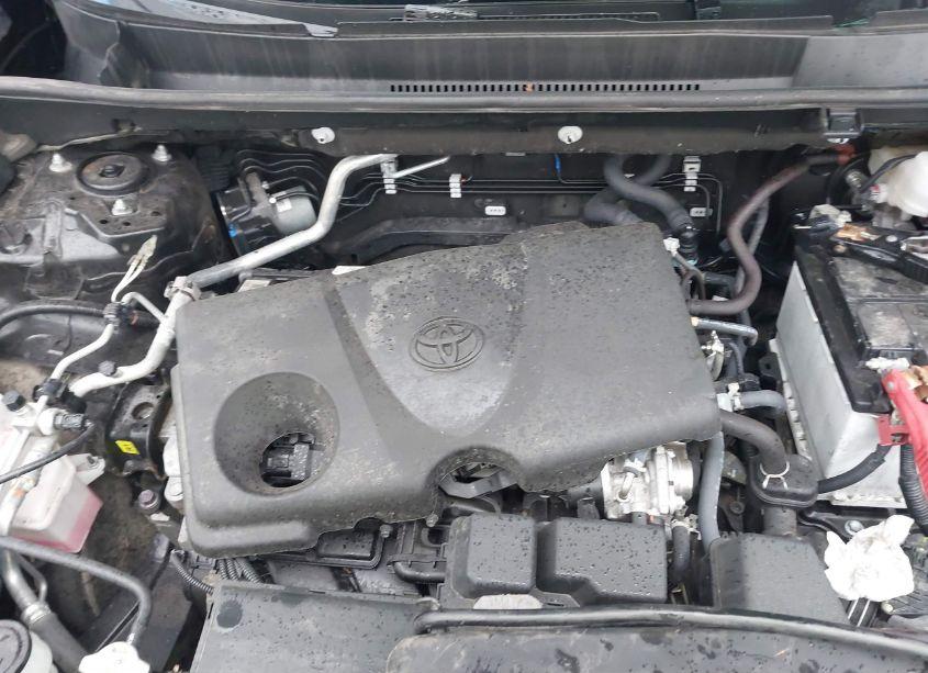 Photo 10 of 2022 Toyota Rav4 XLE (VIN 2T3P1RFVXNC306193)