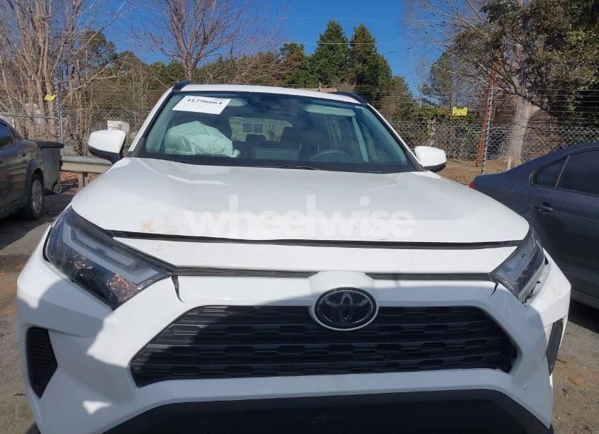 Photo 12 of 2022 Toyota Rav4 XLE (VIN 2T3P1RFVXNW262291)