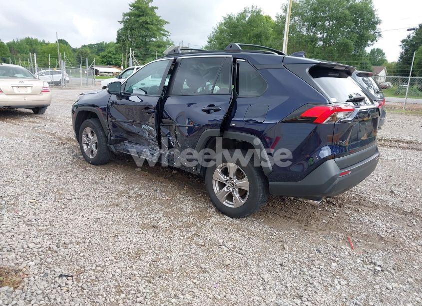 Photo 3 of 2022 Toyota Rav4 XLE (VIN 2T3P1RFVXNW278815)