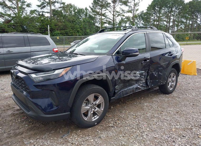 Photo 6 of 2022 Toyota Rav4 XLE (VIN 2T3P1RFVXNW278815)