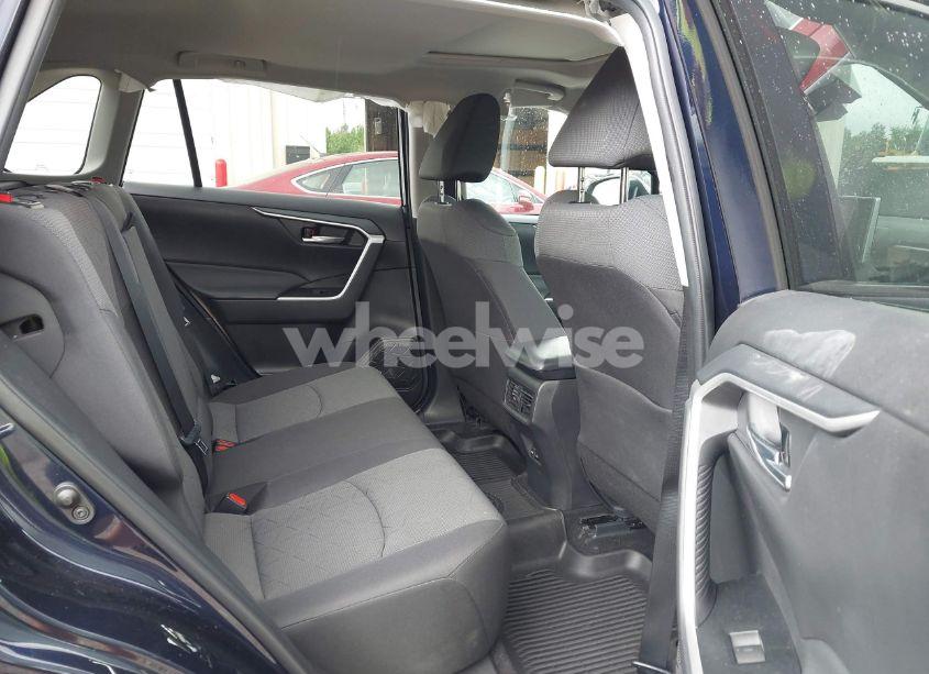 Photo 8 of 2022 Toyota Rav4 XLE (VIN 2T3P1RFVXNW278815)