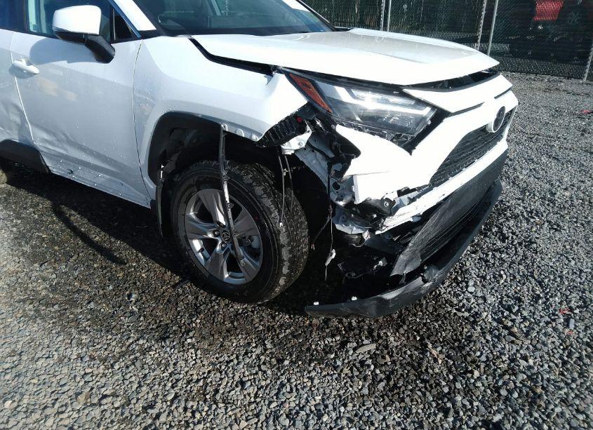 Photo 6 of 2022 Toyota Rav4 XLE (VIN 2T3P1RFVXNW328130)