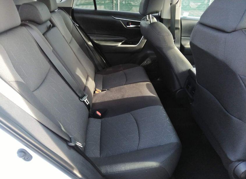 Photo 8 of 2022 Toyota Rav4 XLE (VIN 2T3P1RFVXNW328130)