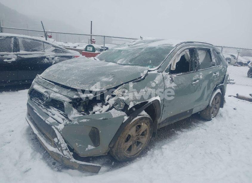 Photo 2 of 2023 Toyota Rav4 XLE (VIN 2T3P1RFVXPW401788)