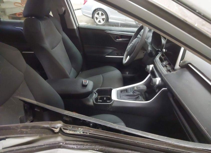 Photo 5 of 2023 Toyota Rav4 XLE (VIN 2T3P1RFVXPW407378)