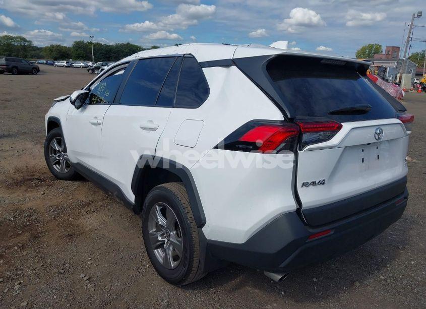 Photo 12 of 2024 Toyota Rav4 XLE (VIN 2T3P1RFVXRC396385)