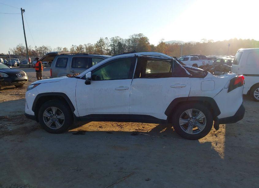 Photo 13 of 2024 Toyota Rav4 XLE (VIN 2T3P1RFVXRC396757)