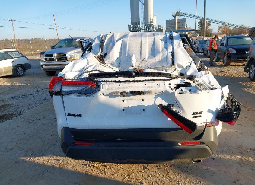 Photo 15 of 2024 Toyota Rav4 XLE (VIN 2T3P1RFVXRC396757)