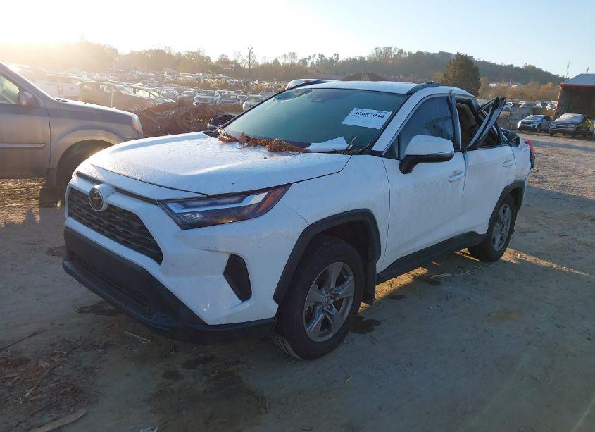 Photo 2 of 2024 Toyota Rav4 XLE (VIN 2T3P1RFVXRC396757)