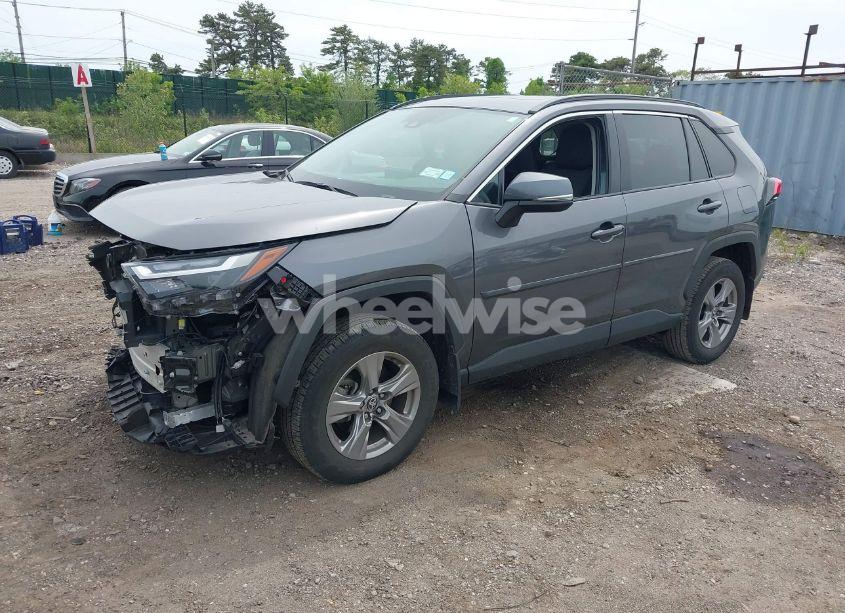 Photo 2 of 2024 Toyota Rav4 XLE (VIN 2T3P1RFVXRC398427)