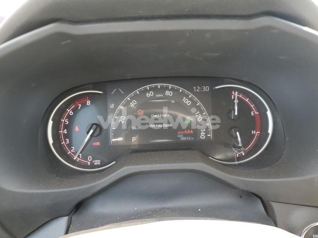 Photo 3 of 2024 TOYOTA RAV4 XLE (VIN 2T3P1RFVXRC446735)