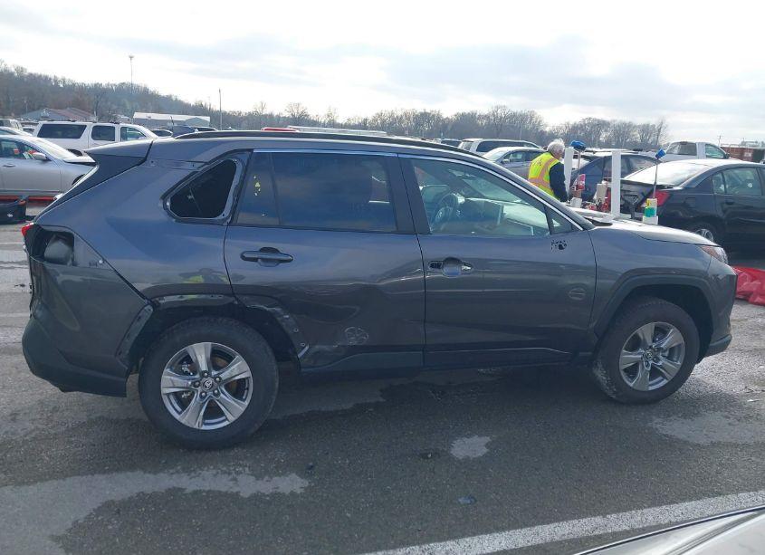 Photo 14 of 2024 Toyota Rav4 XLE (VIN 2T3P1RFVXRC471800)