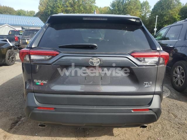 Photo 2 of 2024 TOYOTA RAV4 XLE (VIN 2T3P1RFVXRC487706)