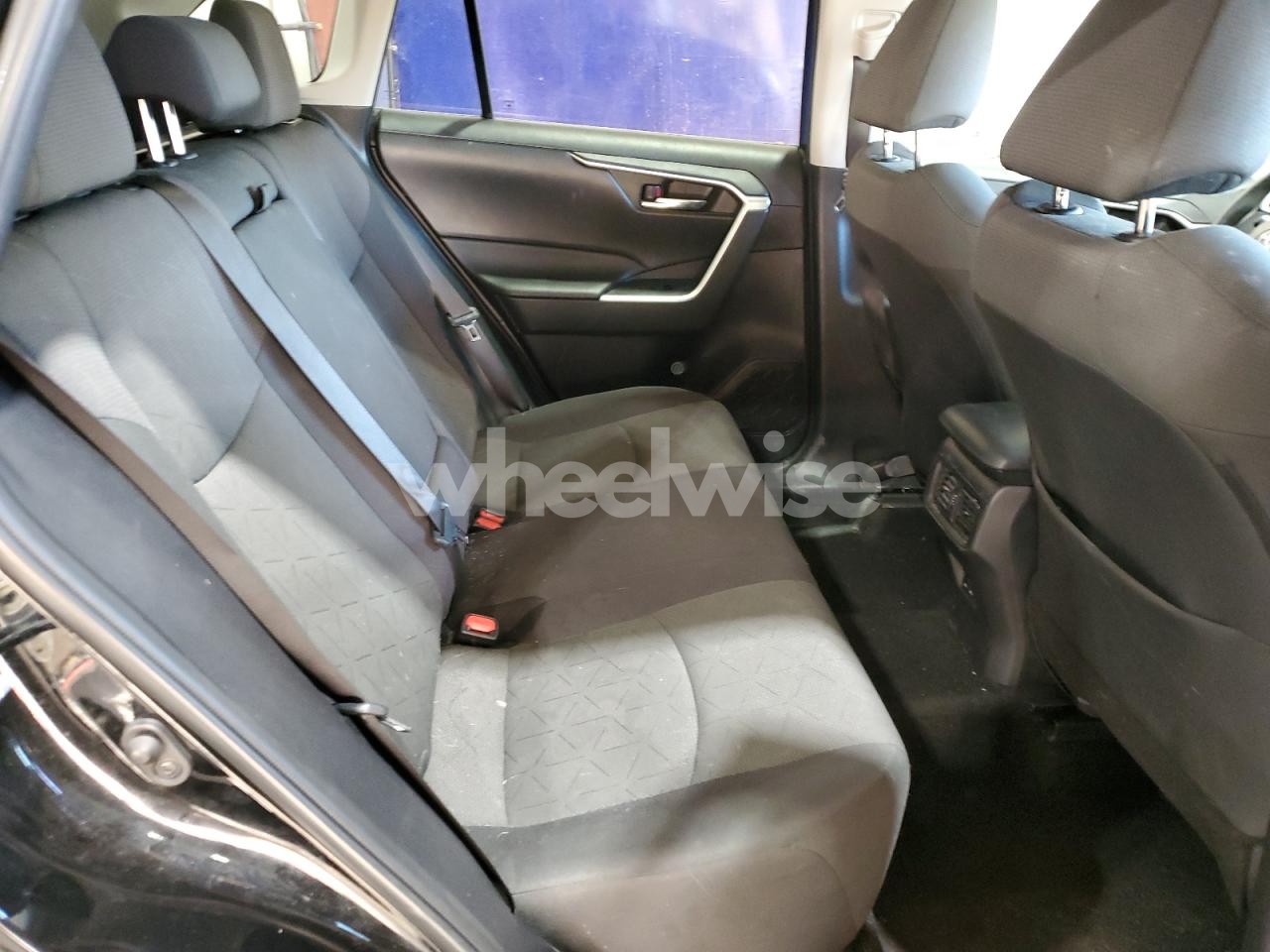 Photo 11 of 2024 TOYOTA RAV4 XLE (VIN 2T3P1RFVXRW440190)