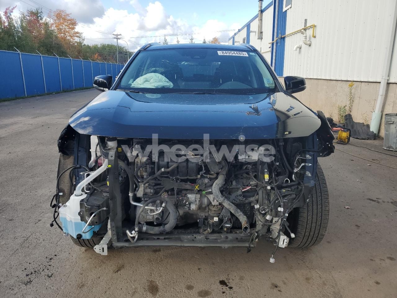 Photo 5 of 2024 TOYOTA RAV4 XLE (VIN 2T3R1RFV4RC420320)