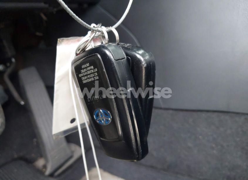 Photo 11 of 2021 Toyota Rav4 HYBRID XLE (VIN 2T3R6RFV0MW013569)