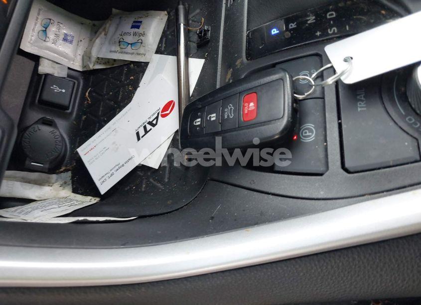 Photo 11 of 2021 Toyota Rav4 HYBRID XLE (VIN 2T3R6RFV1MW003892)